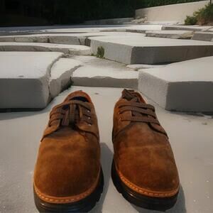 Toto Shoes Suede Mens Size 9, Want To Look 3 Inches Taller.